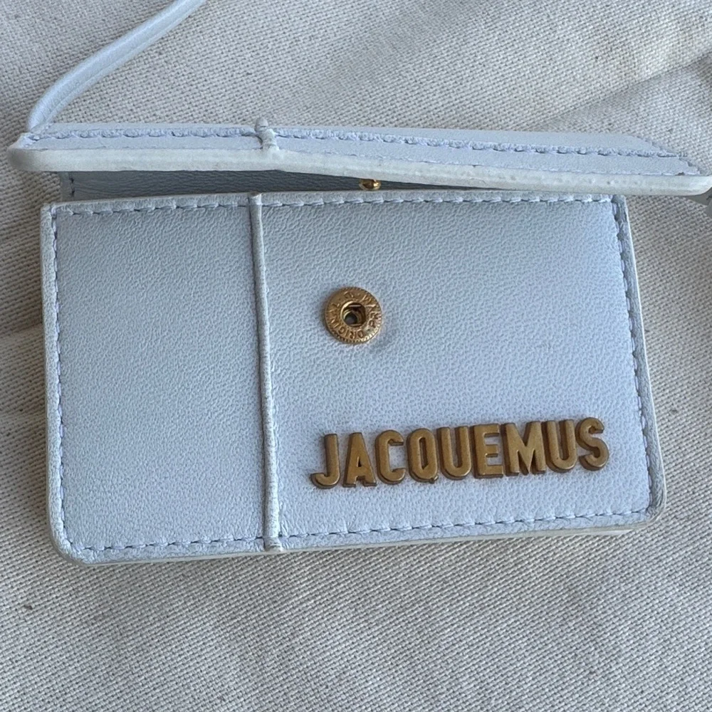 Jacquemus white leather cardholder crossbody with gold logo - Picture 6 of 6
